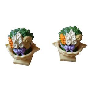 Fisher-Price Loving Family dollhouse potted plant in a yellow vases